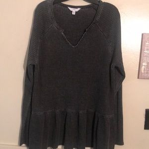 Long sleeved knit shirt